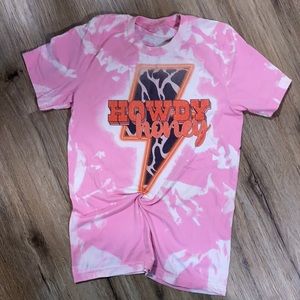 Women’s Boutique shirt SZ Small Howdy Honey